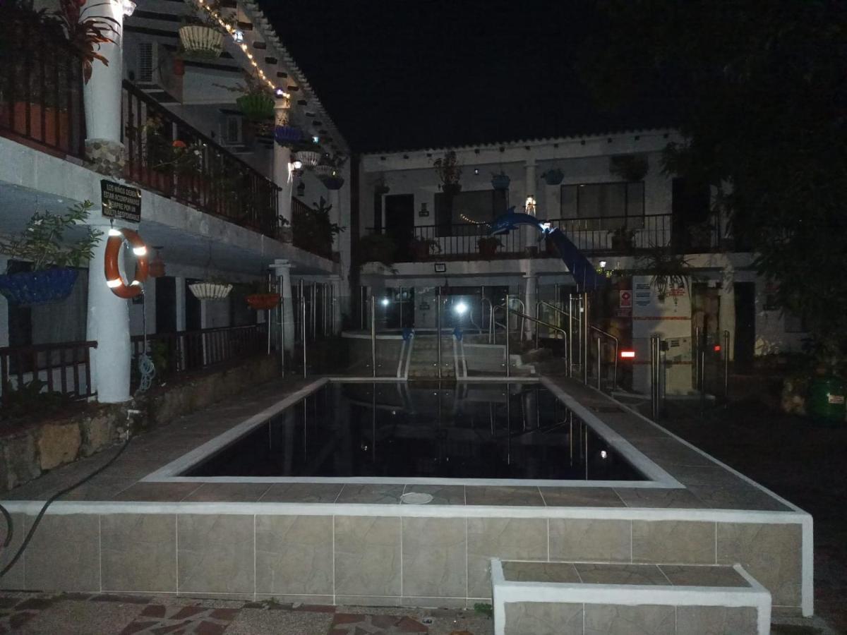Hotel Villa Maritza Melgar Ngoại thất bức ảnh